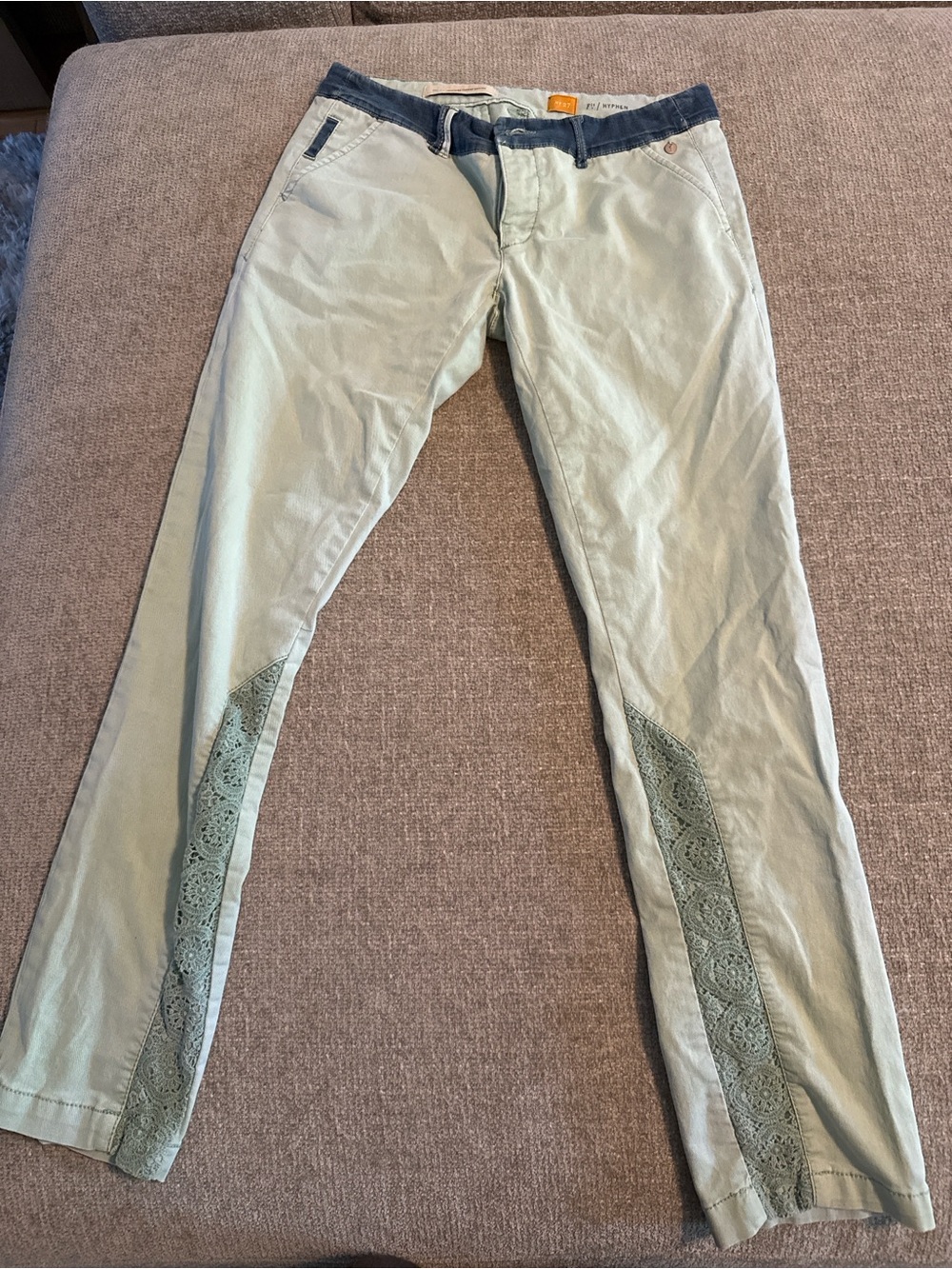 Anthropologie Pilcro & the Letterpress No.27 Hyphen Lace Detail Mint Green Chino